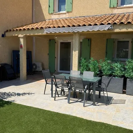 Les Berges Du Canal Villa Béziers